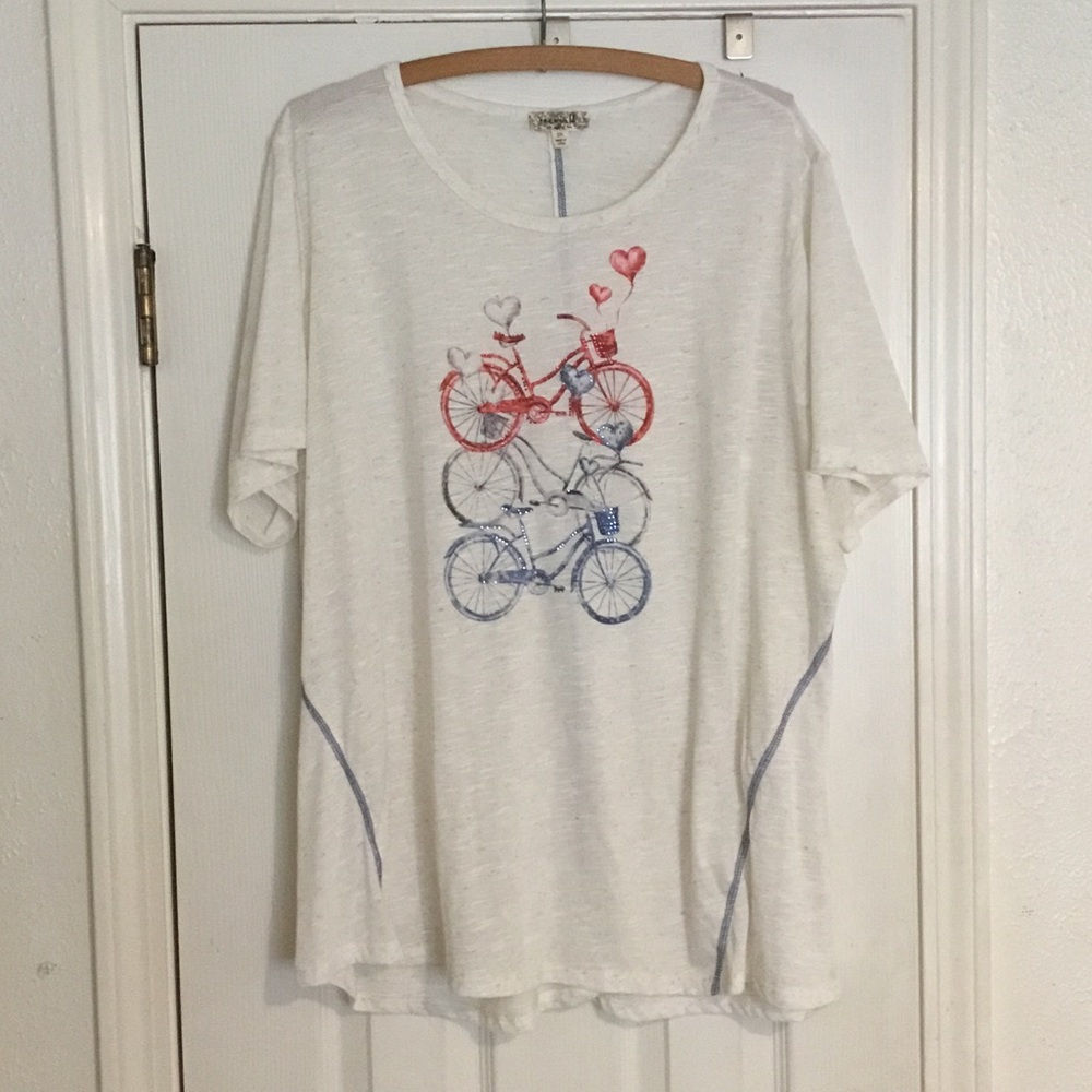 NWOT ONE WORLD Cream Tee with Navy Stitch Detail & Designs